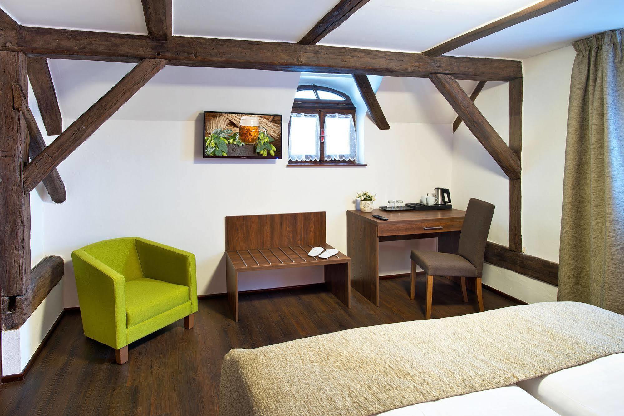 Hotel U Hada Zatec Dış mekan fotoğraf