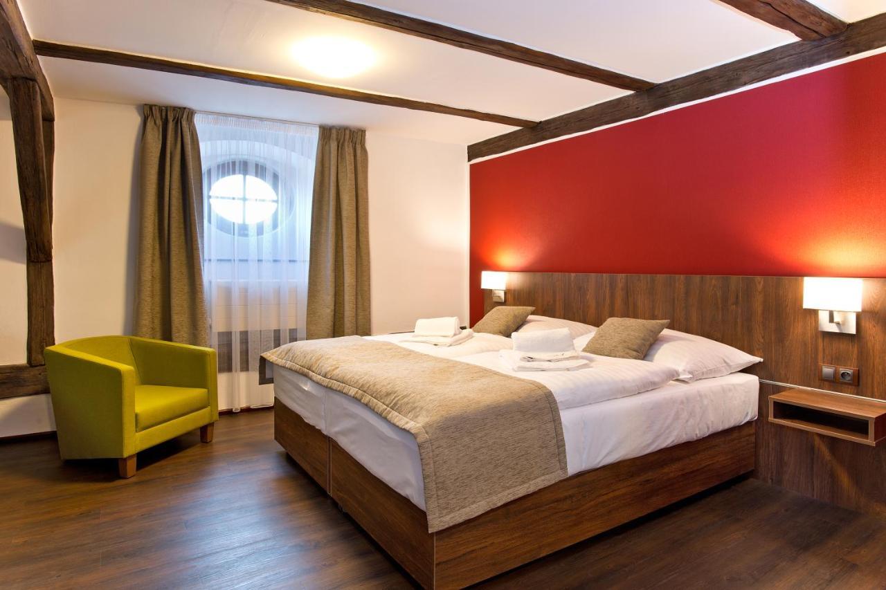 Hotel U Hada Zatec Dış mekan fotoğraf