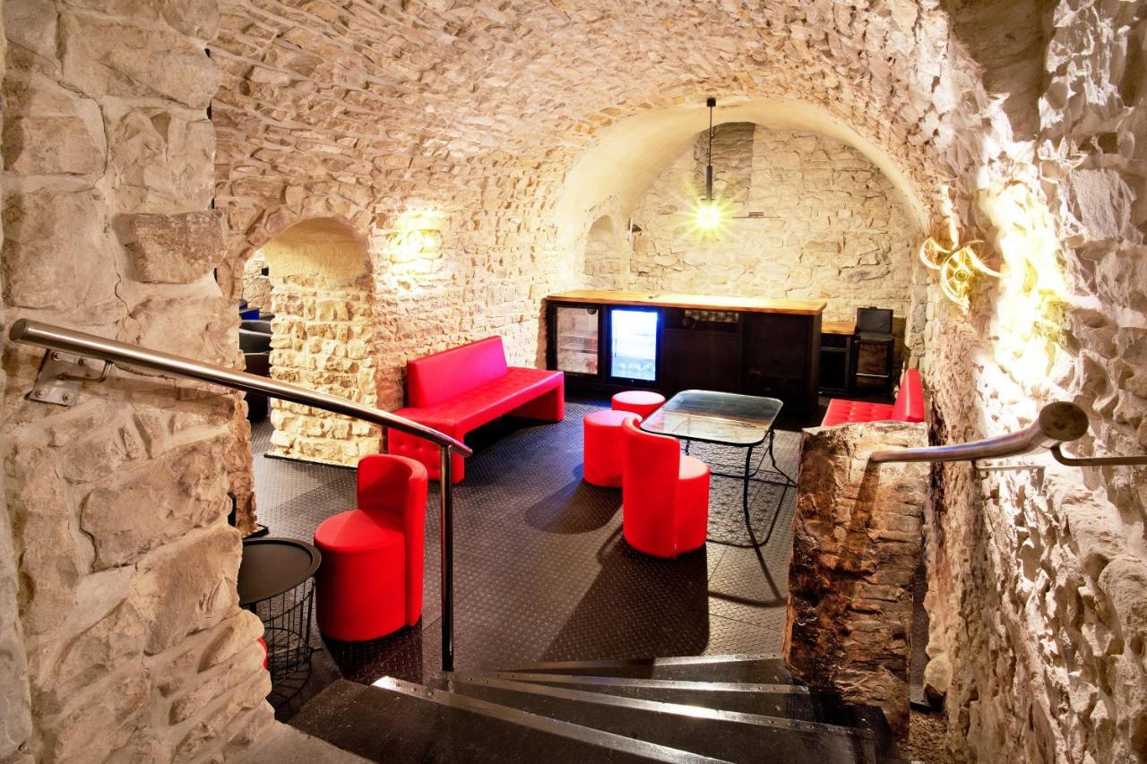 Hotel U Hada Zatec Dış mekan fotoğraf
